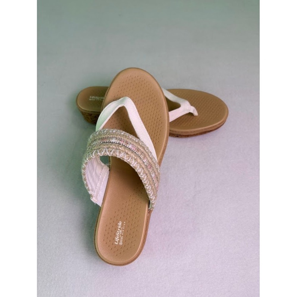 LifeStride Birdie Womens 10M White Wedge Sandals Bzees Air Step Boho NWOB